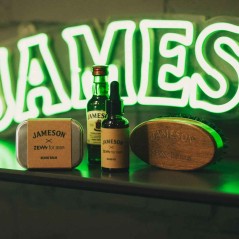 Σετ Λάδι, Βάλσαμο & Βούρτσα Γενειάδας Zew for Men X Jameson Beard Set